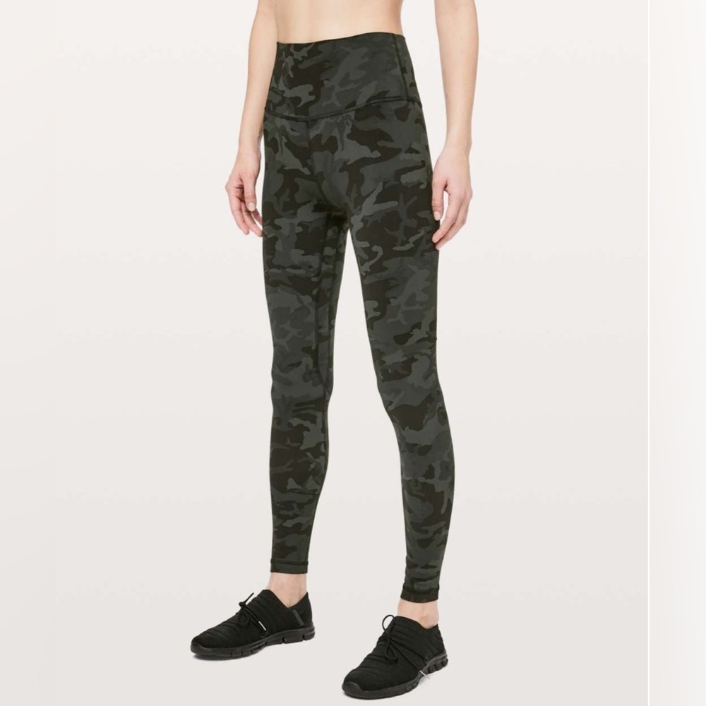 Lululemon Align Full Length Leggings. Size 8 Camo